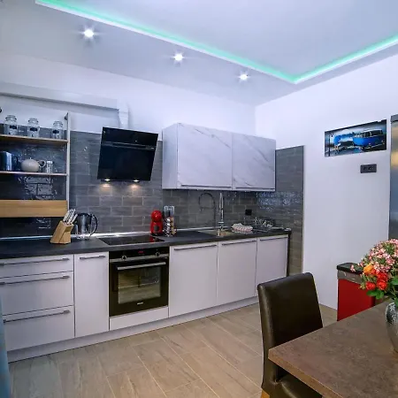 Deluxe 70qm. Toller Blick, Super Ausstattung *