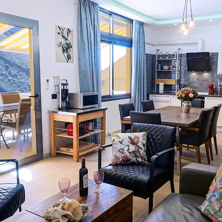 Deluxe 70qm. Toller Blick, Super Ausstattung Apartment *