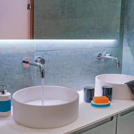 Apartment Deluxe 70qm. Toller Blick, Super Ausstattung *
